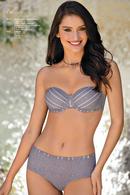 Underwear: bra with a compacted cup and panties slip