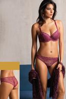 Lingerie set: bra with a compacted cup and slip panties