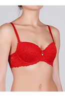 Defective product: bra with a compacted cup
