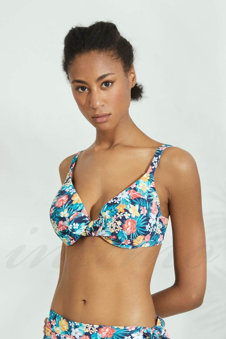 Swimsuit top with padded cup, code 72711, art 81855