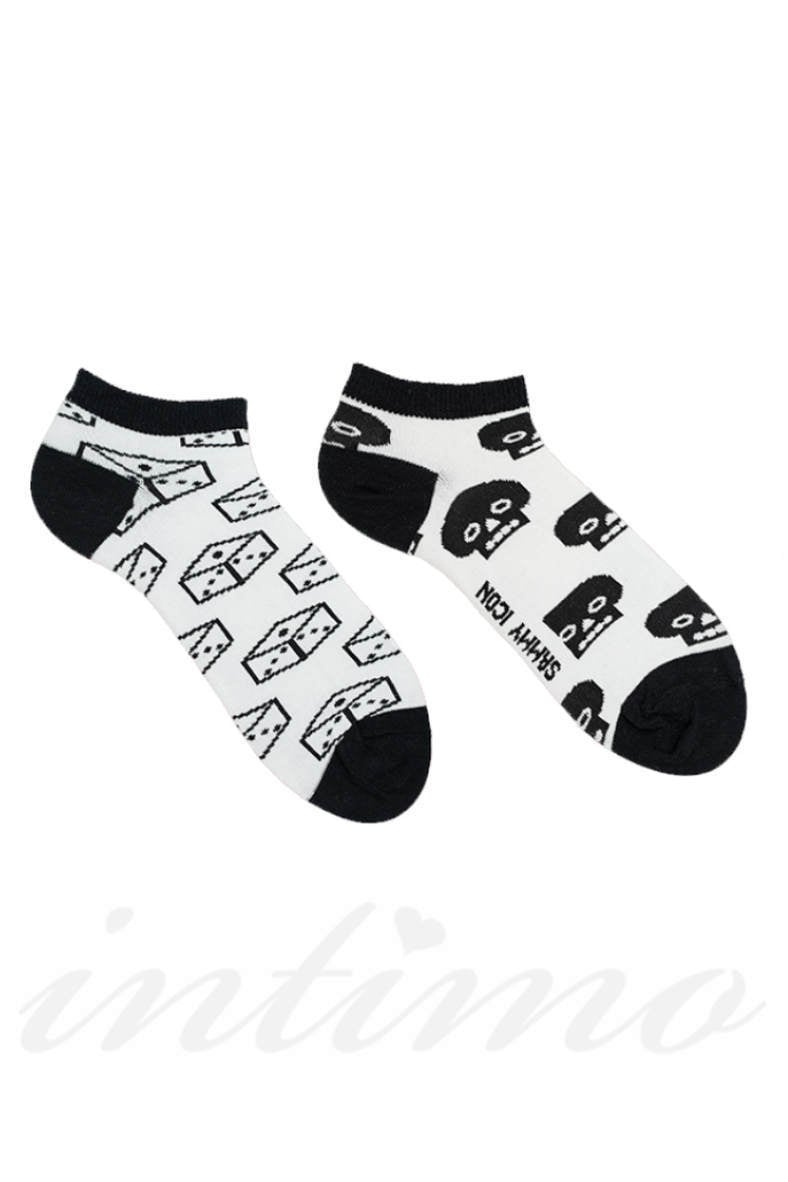 Socks, code 77663, art Aragon Short