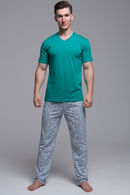 Set: T-shirt and pants