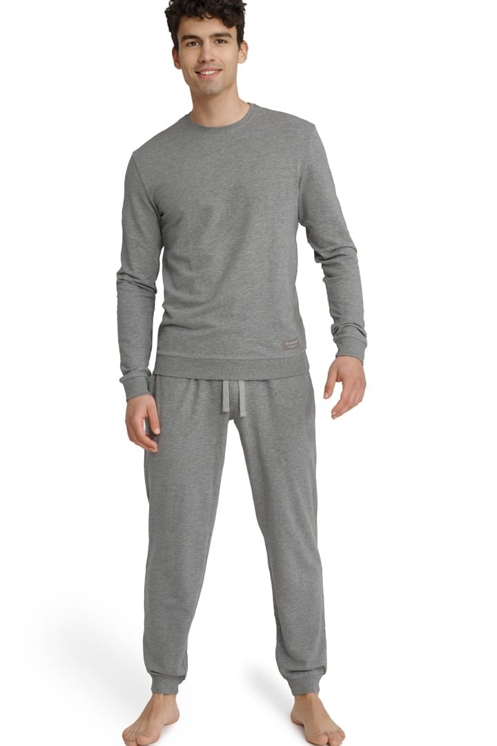 Set: jumper and trousers, code 88437, art 40951 UNIVERSAL