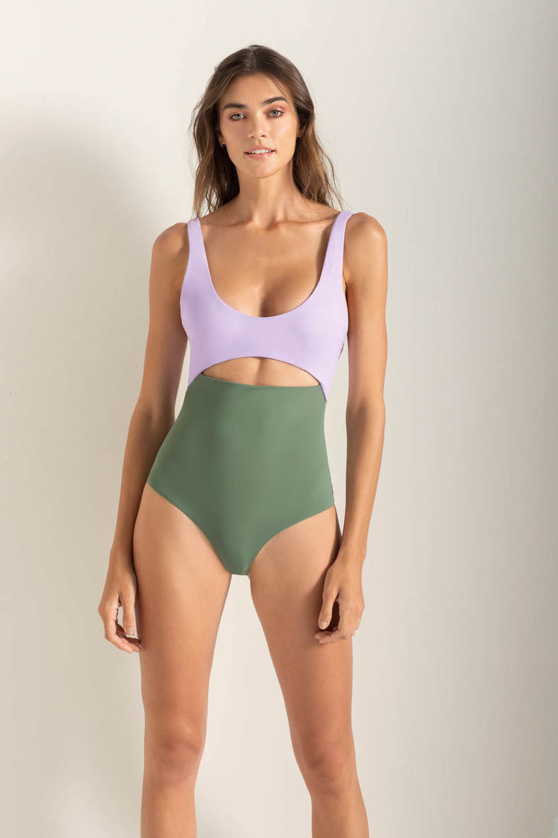 One-piece swimsuit with soft cup, code 93029, art E51021