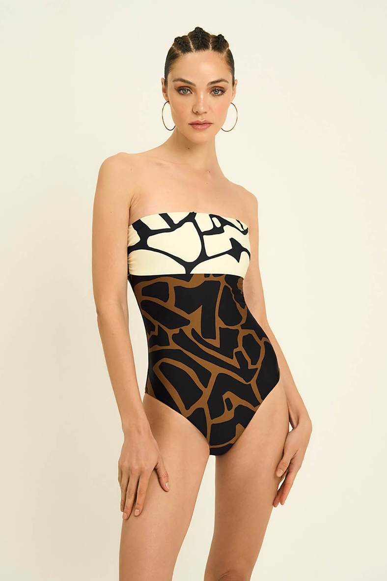 One-piece swimsuit with soft cup (Swimwear), code 96738, art 0E94033